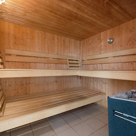 Luxurious Villa In Heure With Sauna Baillonville